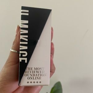 IL MAKIAGE Woke Up Like This Flawless Base Foundation - shade 60